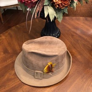 DOBBS vintage suede fedora